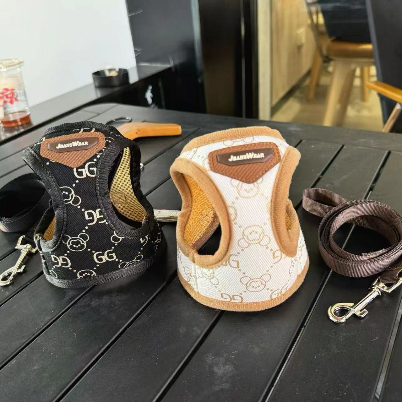 Luxury Pet dog chest harness collar suit leather trendy brand French bulldog Corgi Schnauzer traction rope chest vest cat three-piece set
