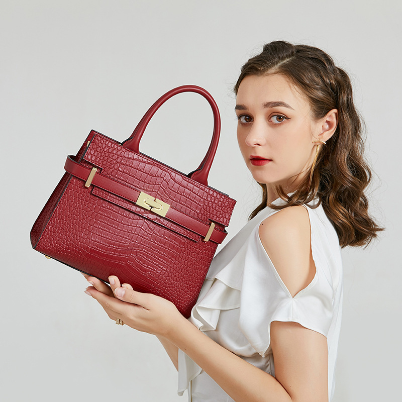 New Luxury Brand Elegant Large tote Bag for Women Handbag high-quality fashionable simple shoulder bags new outdoor versatile womens