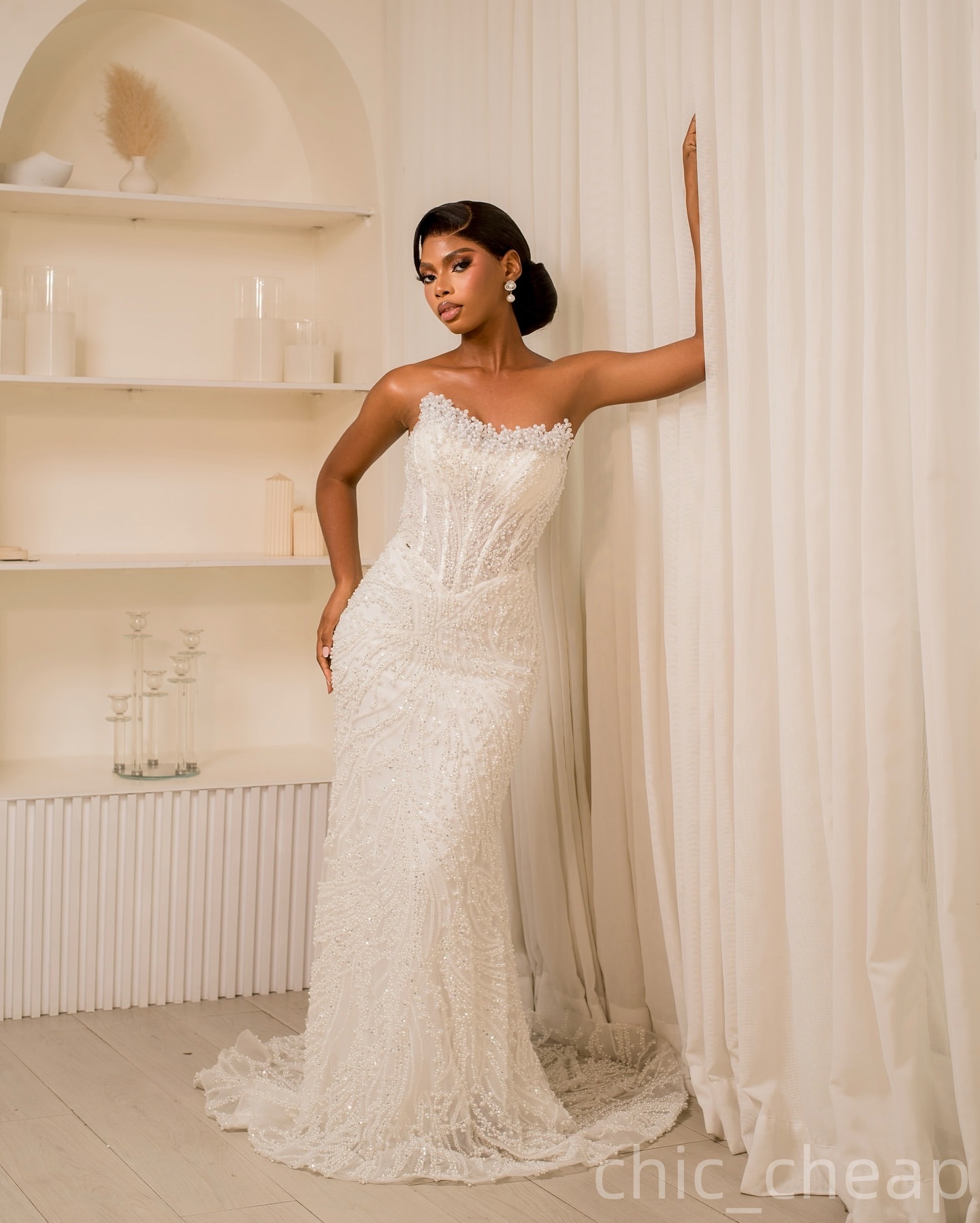 2025 Aso Ebi Plus Size Ivory Mermaid Wedding Dress Sweetheart Pearls Sequined Lace Detachable Train Vintage Bridal Gowns Dresses ZJ0459