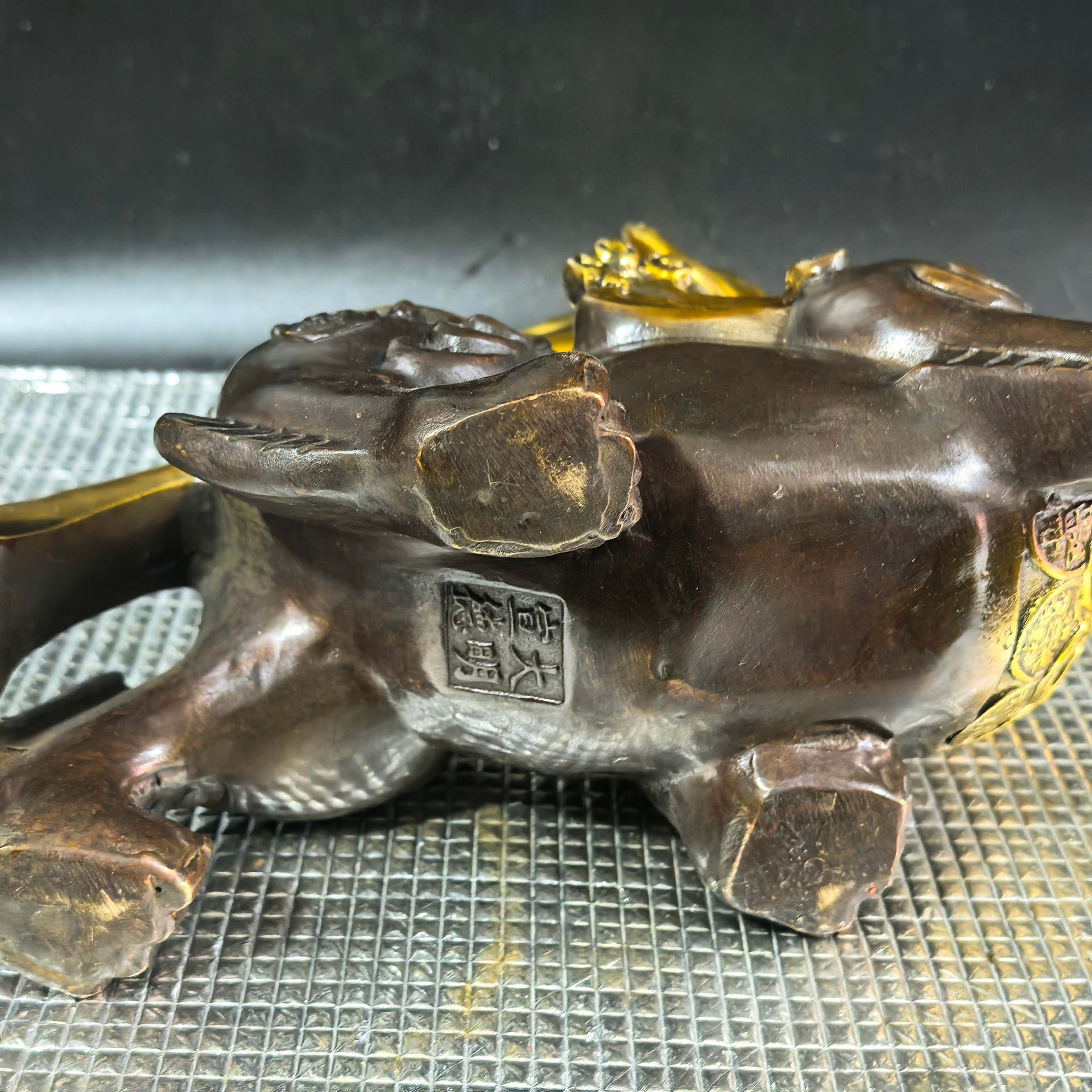 Antique bronze collection:, Lucky Pixiu, exquisite craftsmanship, fine workmanship! A pair