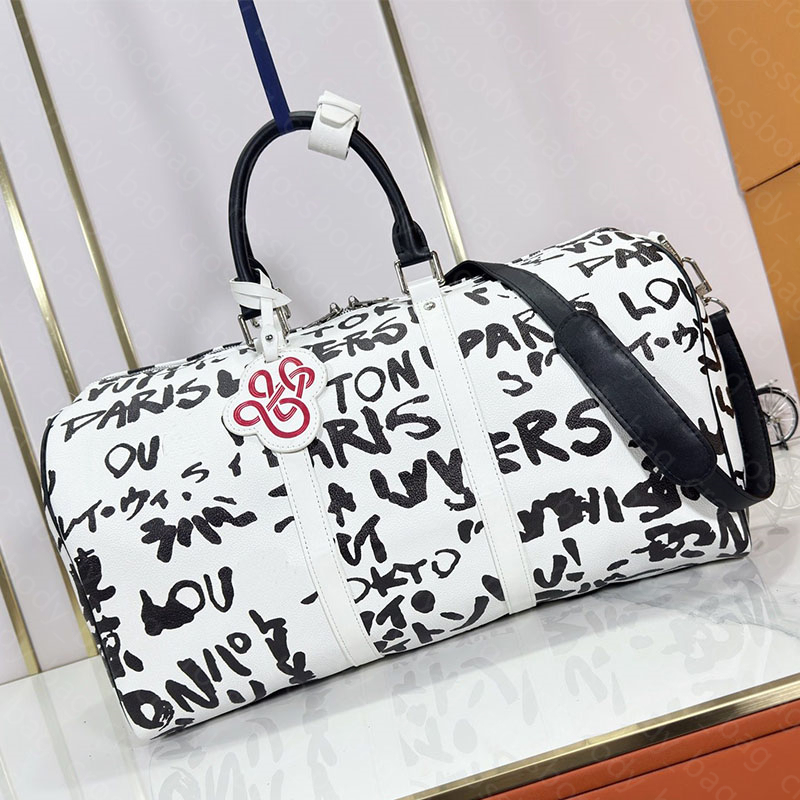 Designer Duffle Bag Fashion Graffiti Large Travel Bag Unisex Weekend Bag Vacation Luggage Handbags Luxury Tote Bag size 50cm