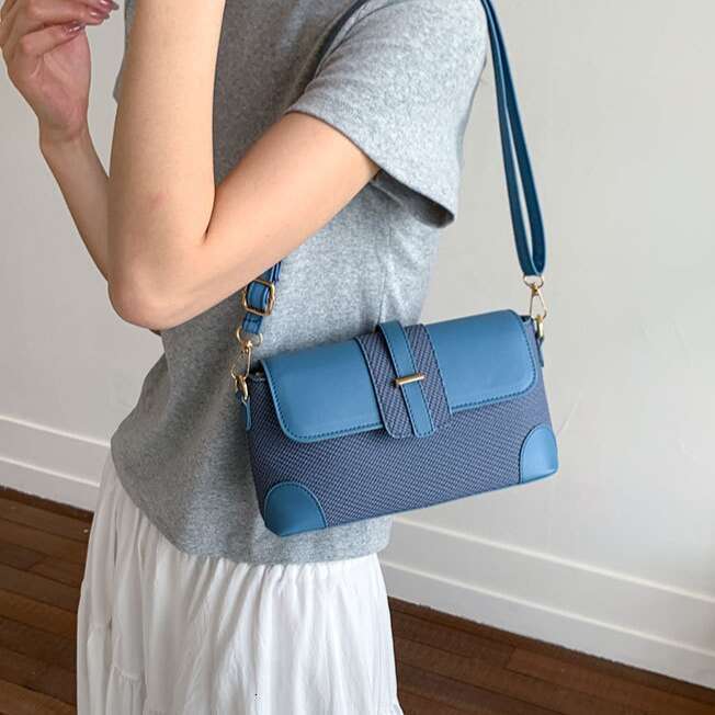 High-Quality Texture Baguette Small Square 2025 Spring New Simple Crossbody Trendy Single Designer Bags Shoulder Underarm Bag
