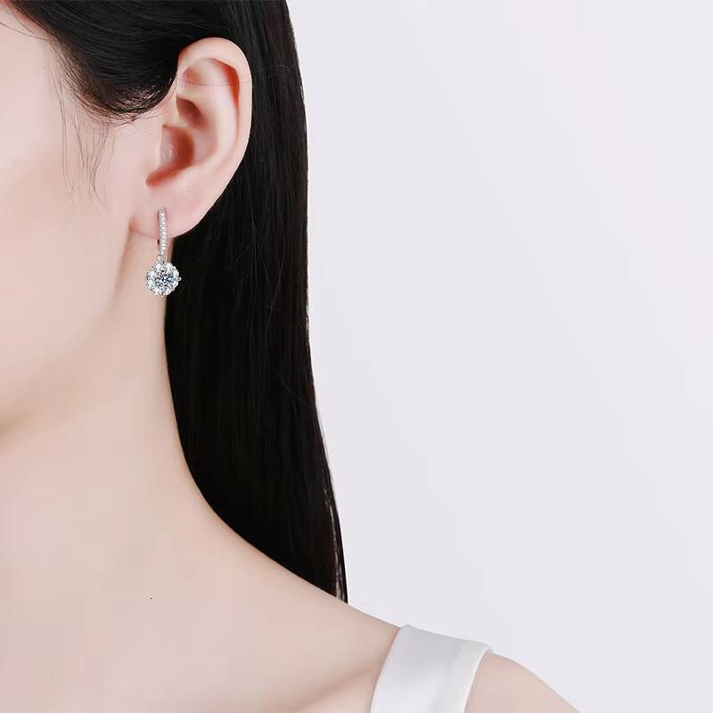 S925 Sterling Silver Earrings Pt950 Plated Moissanite Drill 50 Points D Color Elegant Moissanshi Design Moissanite Jewelry