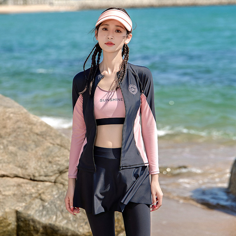 200g Two-Piece Swimsuit for Women, Four-Piece Set, Slimming, Diving, Beach Surfing, Conservative, Sun Protection, Long Sleeve Set