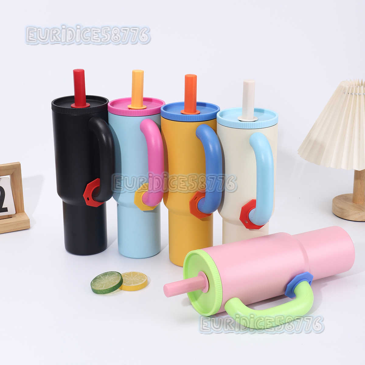 New Ice Cup 304 Stainless Steel Insulated Cup with Straw Outdoor Portable Handle Cup H250911