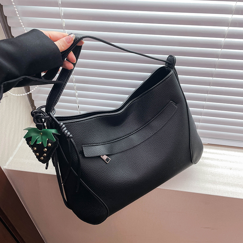 2025 Large Capacity Women's Fashion Shoulder Bag with Simple Design, Daily Multi functional Small Square Women's Elegant Crossbody Bag, Luxu