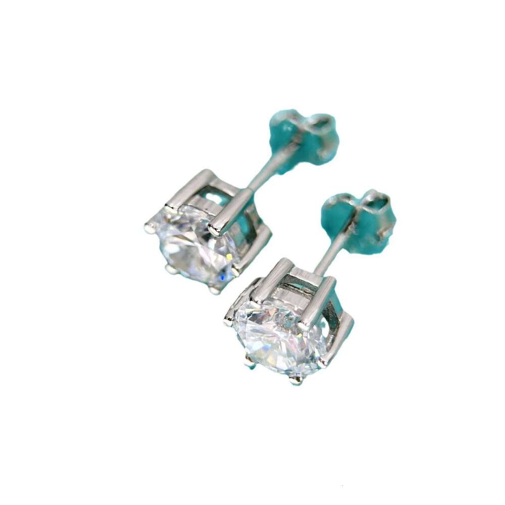 1 Karat Light S Sterling Sier Six-Claw Earrings Single-Item Essential Flash Moissanite