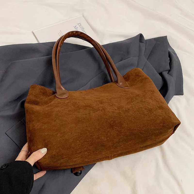 Fashionable retro shoulder bag large capacity casual handbag pure color simple texture classic lazy style handbag suitable fo W250911