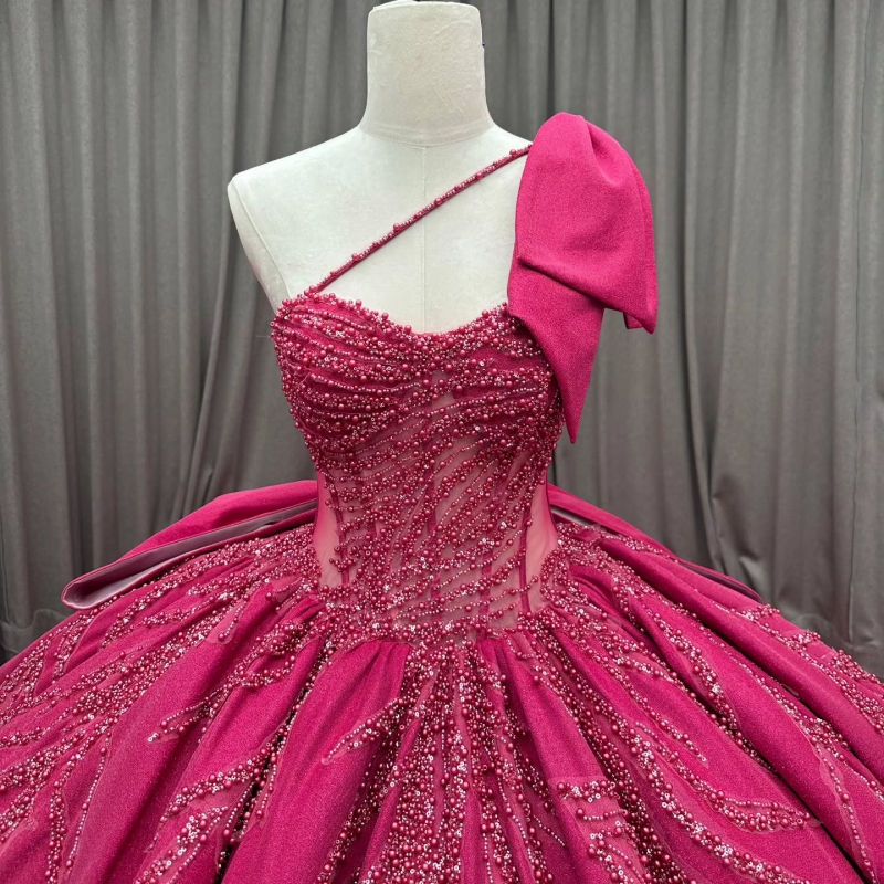 Red Quinceanera Dresses Ball Gown Off The Shoulder Beading Crystal Bow Tiered Tull Party Birthday Sweet 16 Dress Vestidos 15 De Anos