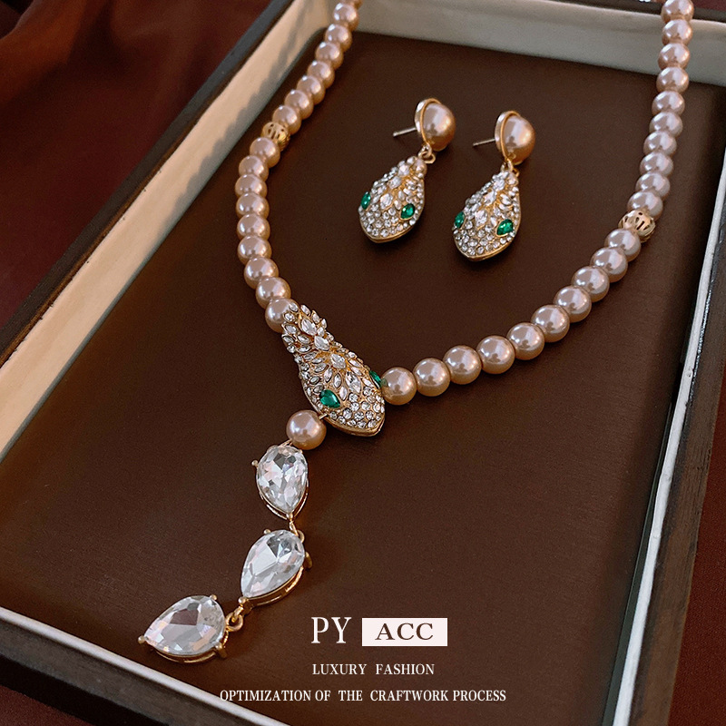 Luxury Brand Designer Jewelry Cross-Level Inlaid Diamond Snake-Shaped Pearl Necklace Earrings Vintage Light Luxury Sweater Chain Retro Niche High-End 