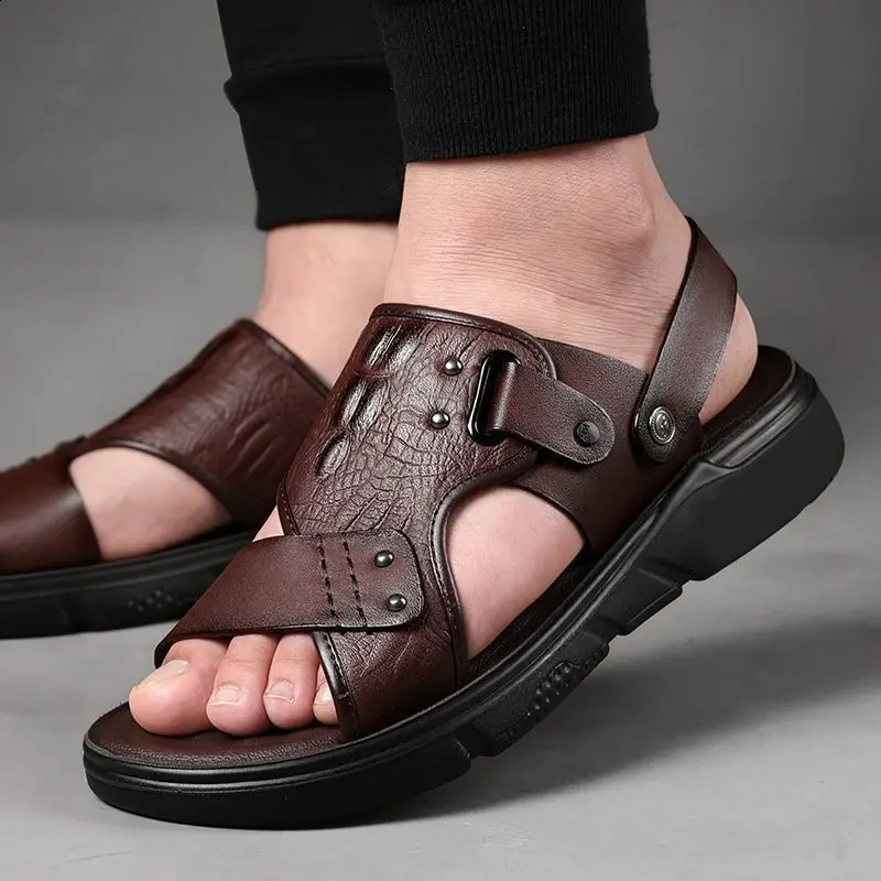 Big Size Men Leather Sandals Summer Classic Men Shoes Slippers Soft Sandals Men Roman Comfortable Outdoor Walking Footwear250906