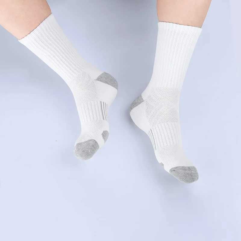 5 Pairs Mens Athletic Socks Sport Running Calf Socks Performance Cushioned Breathable Outdoor Crew Socks for Men Women D250911