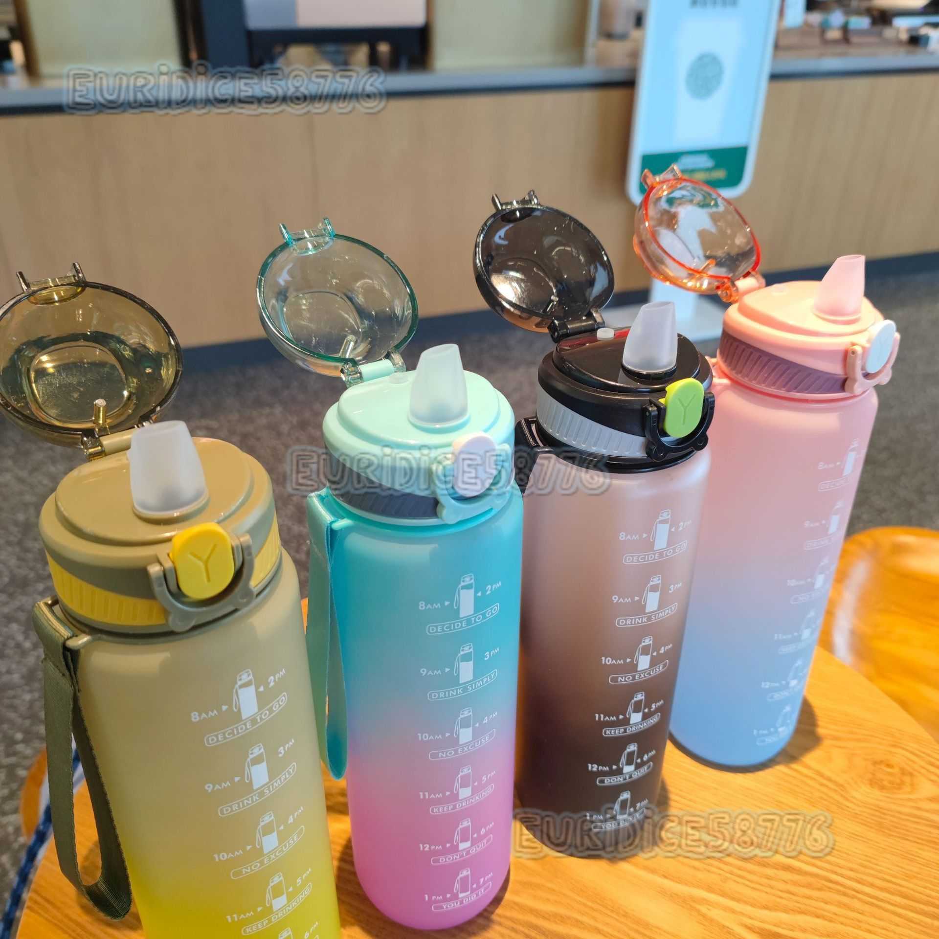 Sports Fitness Gradient Color Straw Plastic Water Cup Portable Rope Lid Lock Buckle Car Outdoor Water Bottle H250911