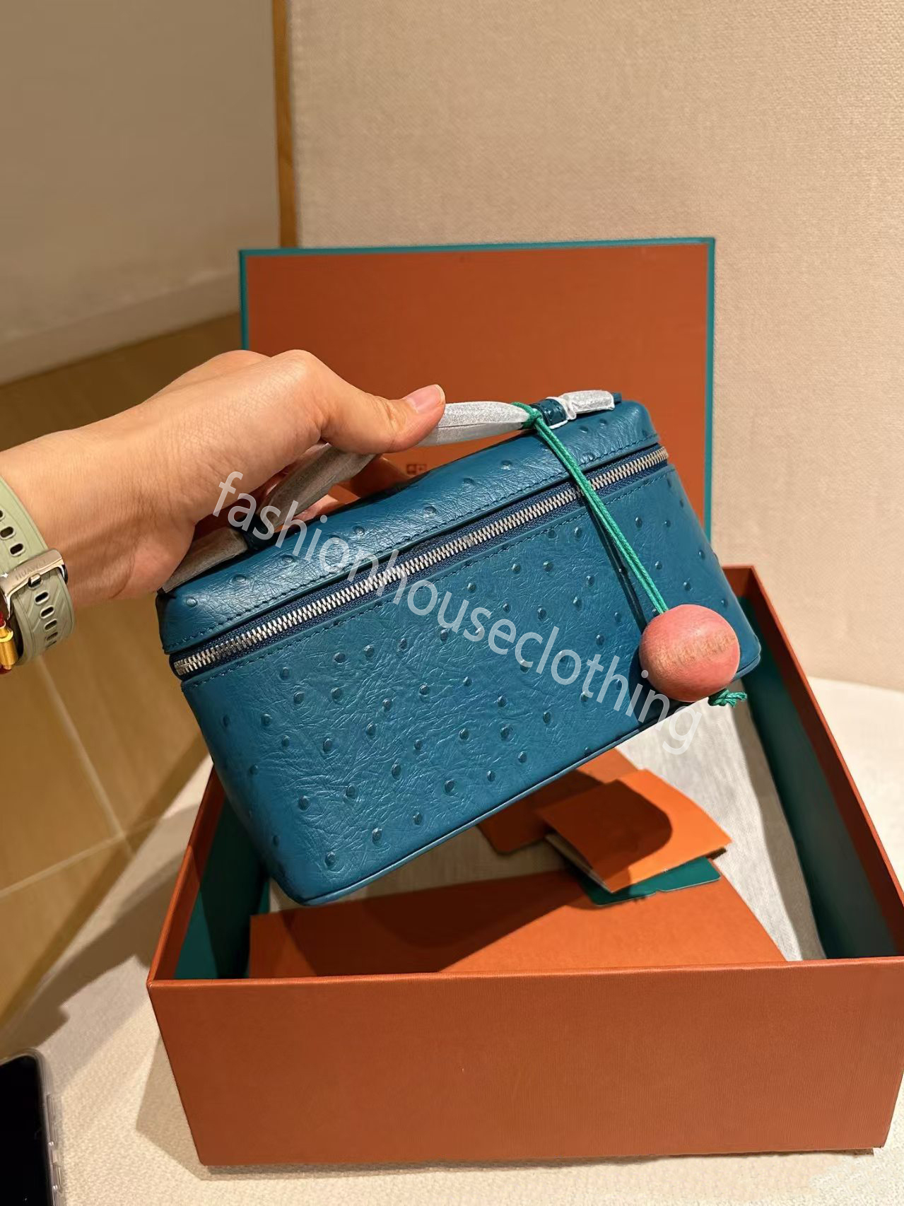 Designer shoulder bag l19 pocket bag cowhide Leather Pouch lunch box Makeup bag Cases Women Handbag l19 Crossbody Travel Bags Clutch l27 Extrapockets bag Purses