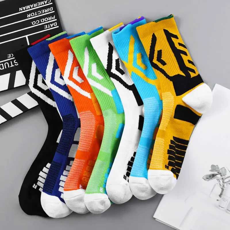 Elite Sport Cycling Basketball Socks Compression Running Man Black Trend Breathable Long Hiking Damping Athletic Professional D250911