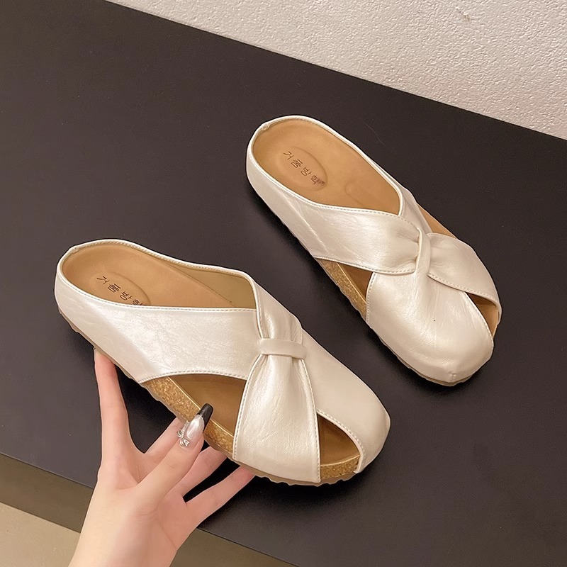Autumn new designer women's shoes women's closed mule Korean style round headed flat bottomed butterfly comfortable outdoor women's sli