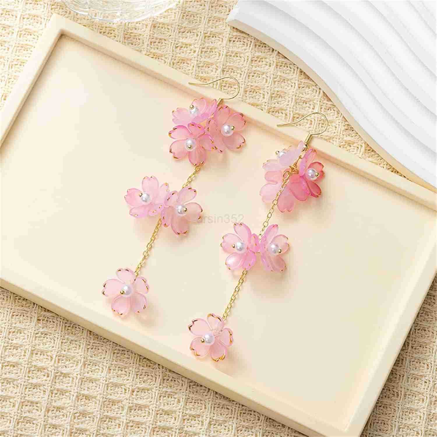 Flower Dangle Earrings for Women Cute Leaf Sakura Leaf Earrings Asymmetric Charm Flower Leaf Petal Earrings Dainty Cherry Blossom Spring Earring Weddi