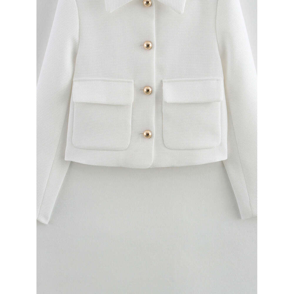 DHEssentials 2025 Fashion Small Chanel Style White Coat for Women 924091