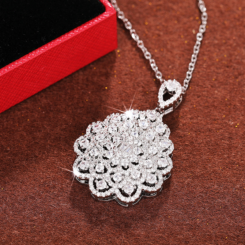 2025 Choucong Brand Flower Pendant Luxury Jewelry 925 Sterling Silver Round Cut 5A Cubic Zircon CZ Diamond Gemstones Eternity Women Wedding Clavicle N