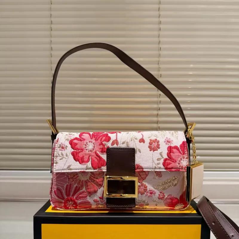 Womens Shoulder Bag Designers Embroidered Armband Stick Bag Luxury Underarm Bag Totes Bags Wallets Bag Leather Paintings Handbag Crossbody Bag Pu