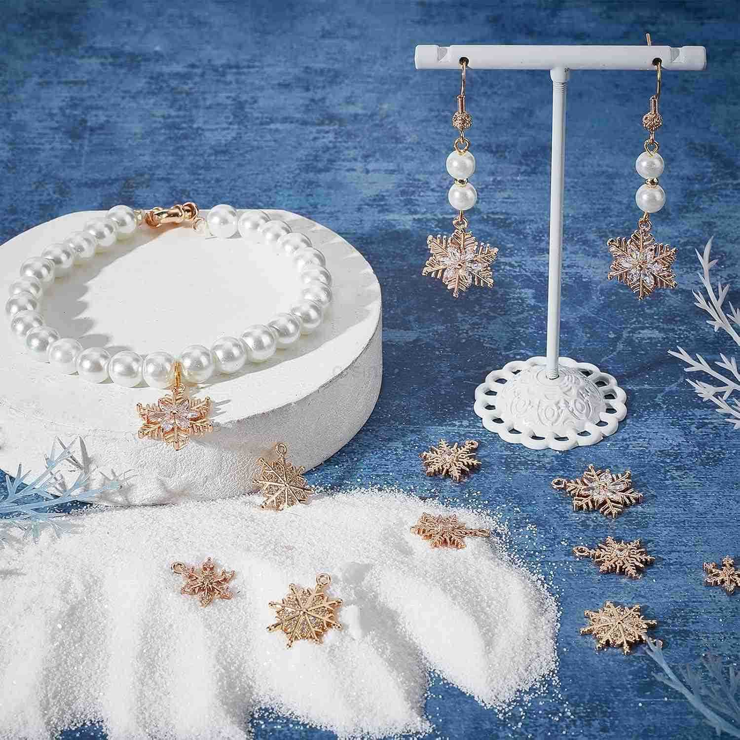 1 Box 16Pcs 4 Style Snowflake Charm Christmas Charms Snowflakes Charms Xmas Snow Cubic Zirconia Charm for Jewelry Making Charms DIY Necklace EarrW2509