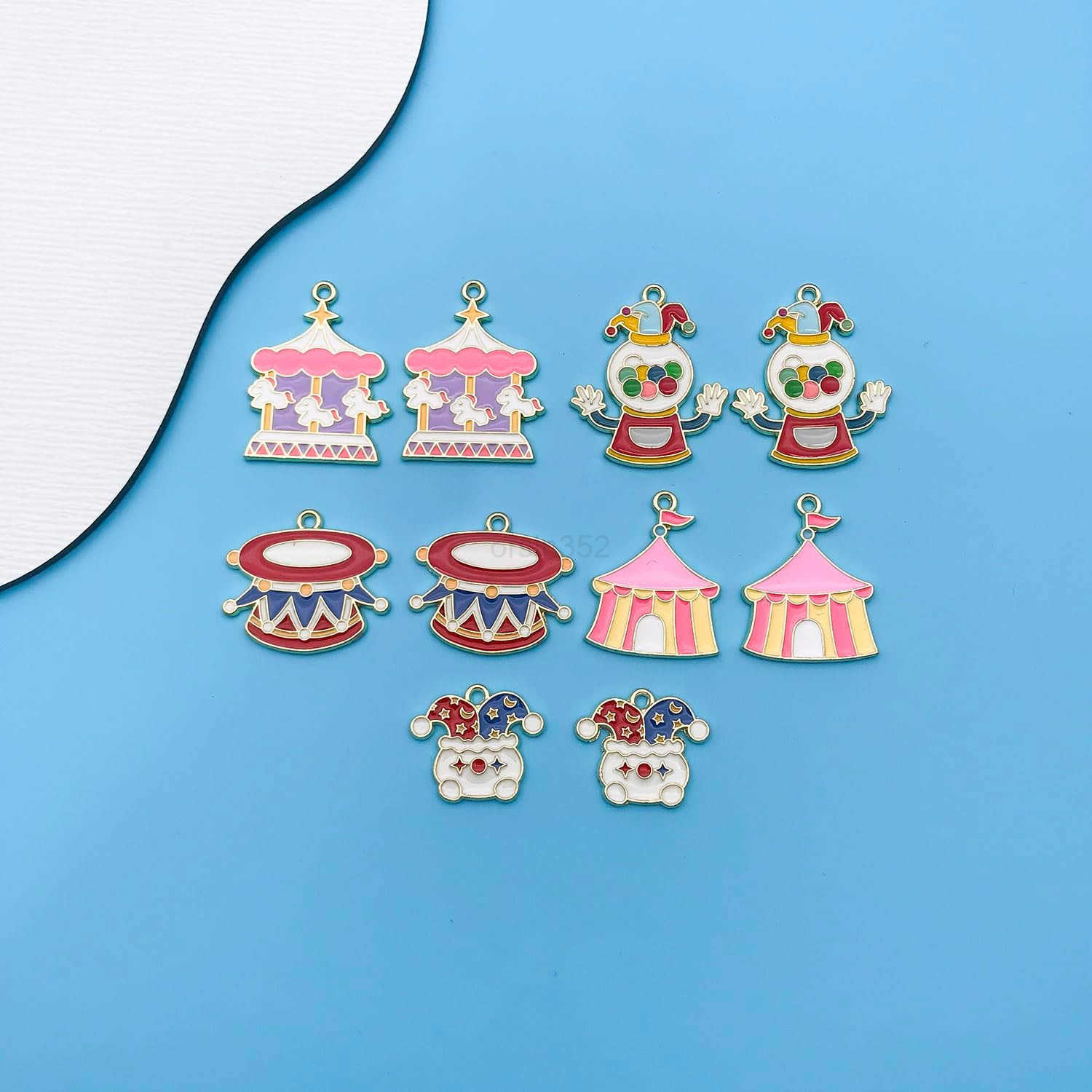 30pcs Alloy enamel circus series Pendant Jewelry Making DIY Keychain Earrings Pendant Various Design Charms for Jewelry Making s Necklace SN581W250911