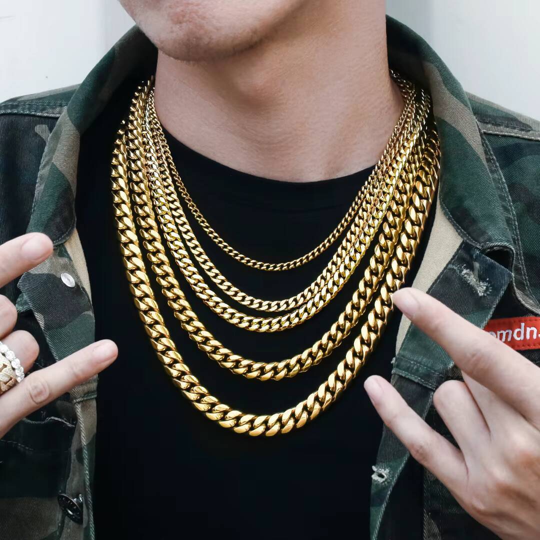 Wholesale 6mm 8mm 18K Gold Plated Men Hiphop Jewelry Stainless Steel Miami Cuban Link Chain Women Gifts Stainless Steel Necklace