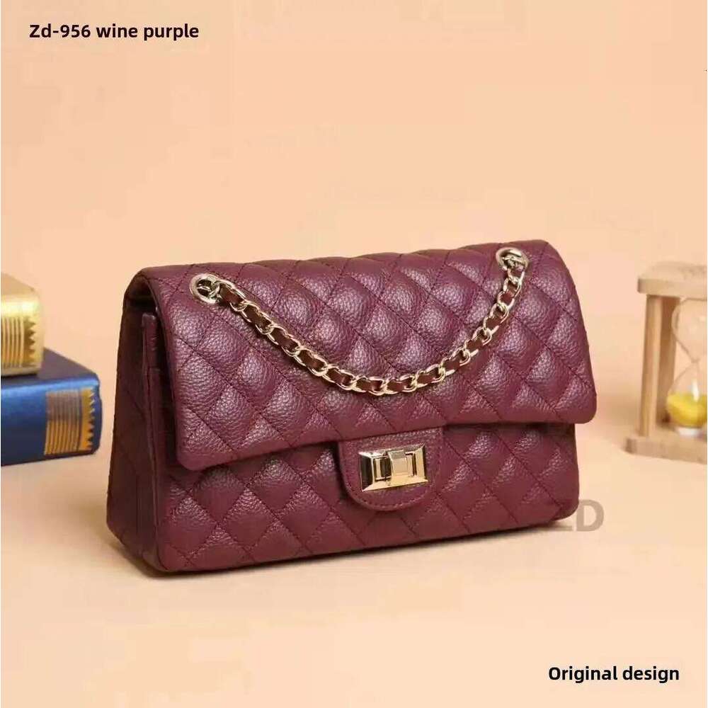 Fashionable Top Layer Cowhide Leather Chain Shoulder Retro Square Buckle Cross-Border Dia Pattern Head Cover Bag