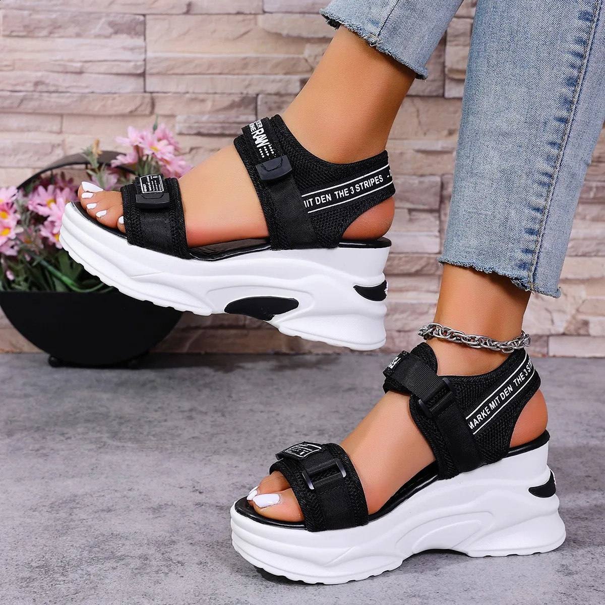 Women Platform Wedge Sandals Summer Fashion Comfortable Shoes for Women Light Casual Beach Sandals Zapatos De Mujer250910
