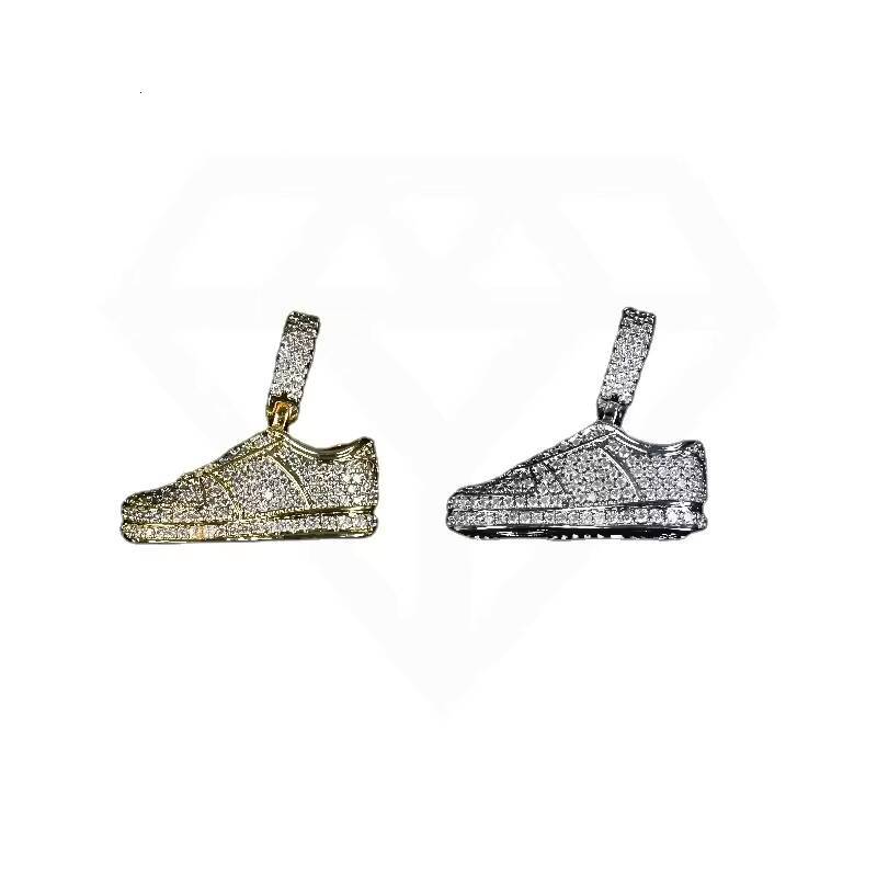 Unisex Hip Hop Iced Out Sneaker Pendant Brass Shoes Necklace with Princess Cut Diamond Gold Plated Cubic Moissanite Neckerchief