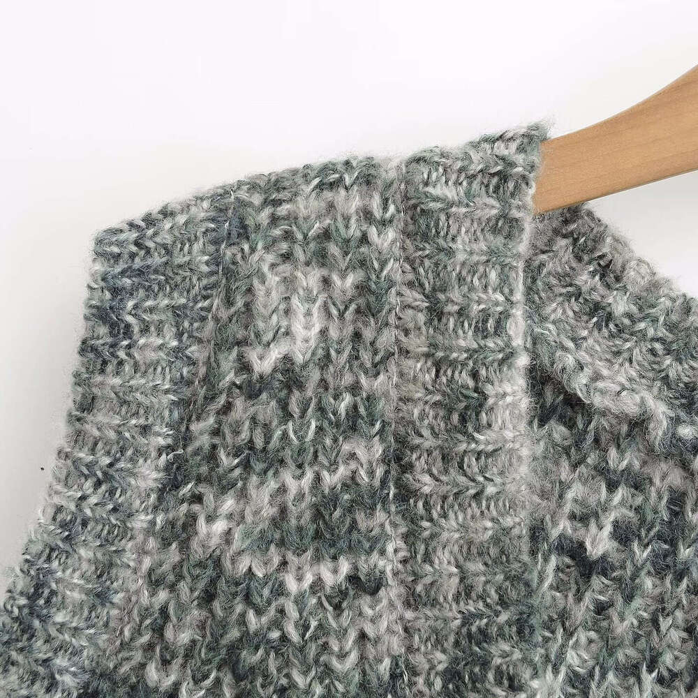 DHEssentials 2025 INS Women's Summer New Small Fragrance Style Two-tone Yarn Knitted V-neck Vest