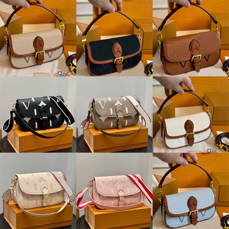 Designer Women Baguette Bag Fashion Woman Shoulder Bags Mini Luxury Underarm For Women Shoulder Bags Cross Body Outdoor Chain Handbags