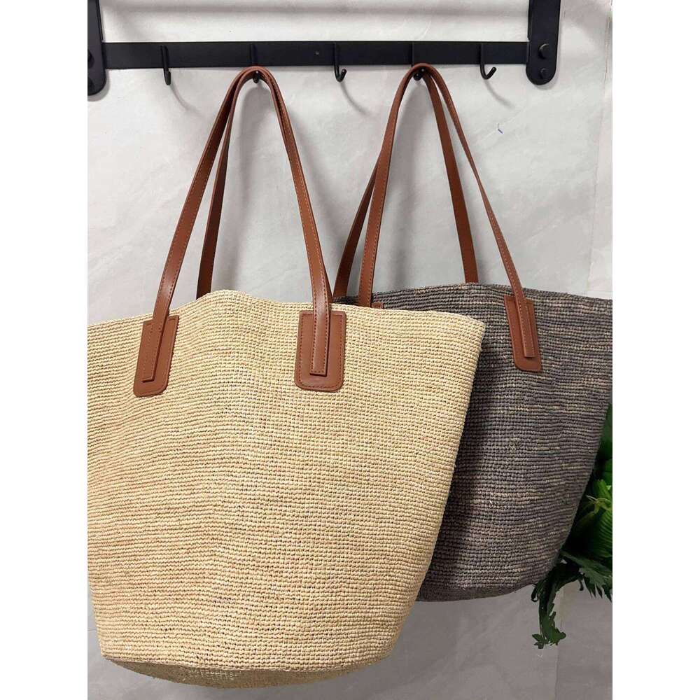 Designer Bag Tote Bag Shoulder Bag French Style Large Capacity Commuter Woven Tote For Women New Summer Casual Vacation Beach Straw Bag