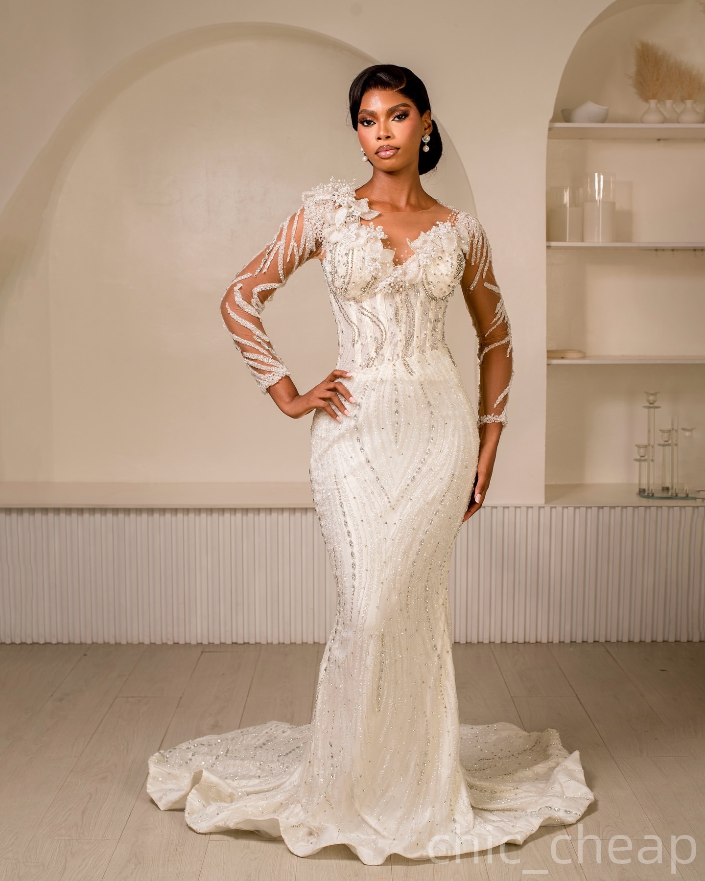 2025 Aso Ebi Plus Size Ivory Mermaid Wedding Dress Sheer Neck Beaded Florals Crystals Lace Full Sleeves Vintage Sparkly Bridal Gowns Dresses ZJ0413