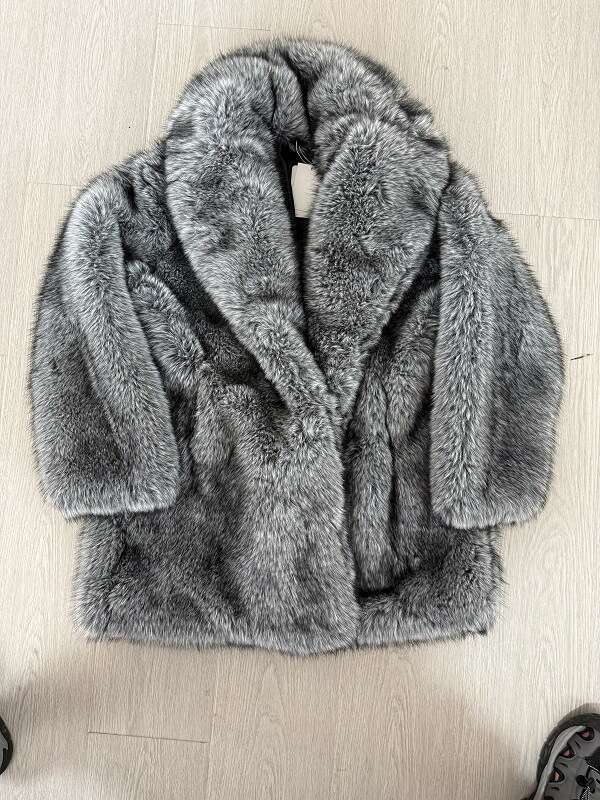 2025 Oversized Long Plush Gradient Fur Coats Woman Lapel Fluffy Faux Fur Jacket Winter Coat Woman New in Coats & Jackets New Fashion