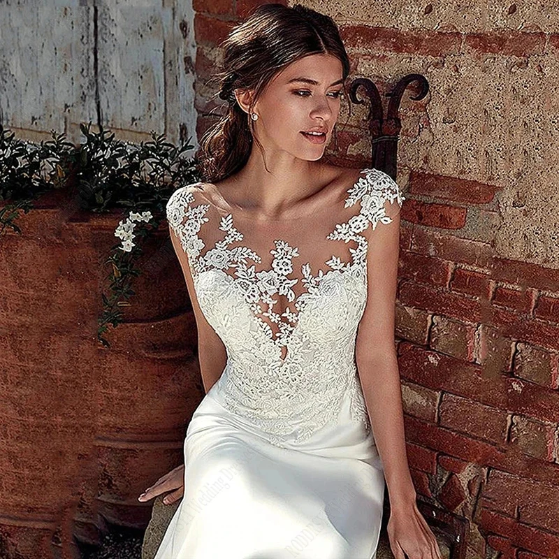 Beautiful Fascinating Mermaid Wedding Dresses Lace Appliques Mermaid Short Sleeves Bridal Gowns Sweep Train Vestido De Novia Customized