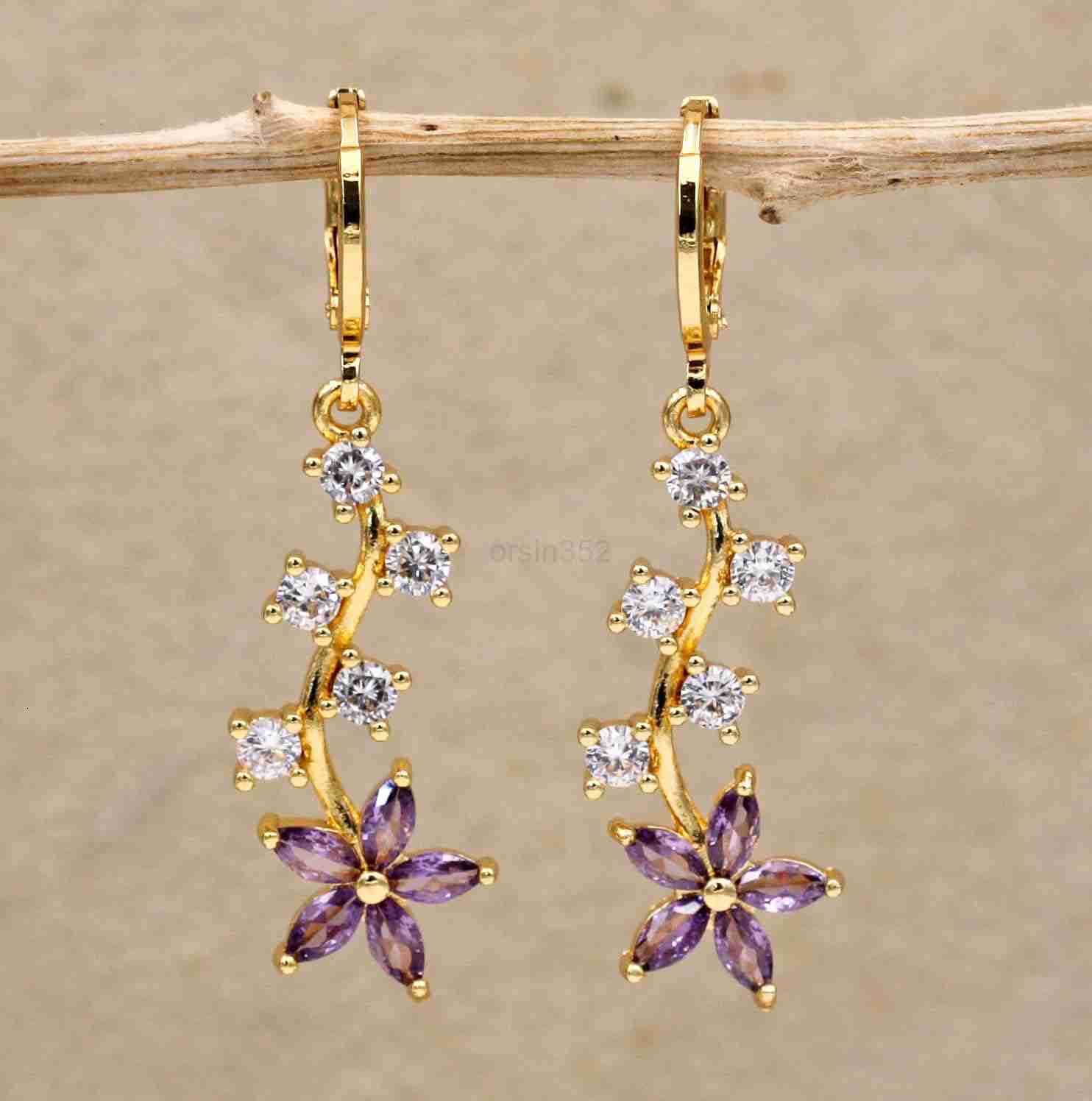 18K Gold Plated 4 Pairs Drop Dangle Earrings Set for Women FlowerHeartAnimalPearl Drop earrings Hypoallergenic Cubic Zirconia Earrings Lightweight Par
