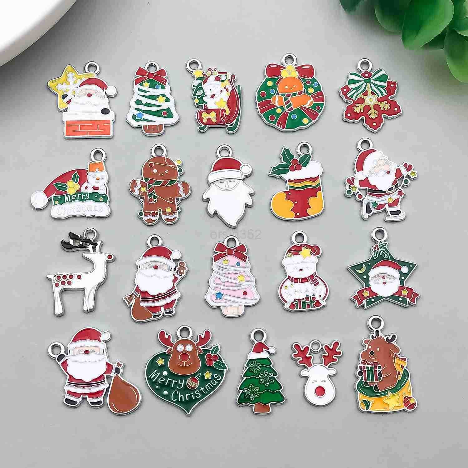 30pcs Christmas Snowflake Charm Pendant for DIY Jewelry Making Necklace Earring DIY Jewelry Accessories Charms HK416W250911