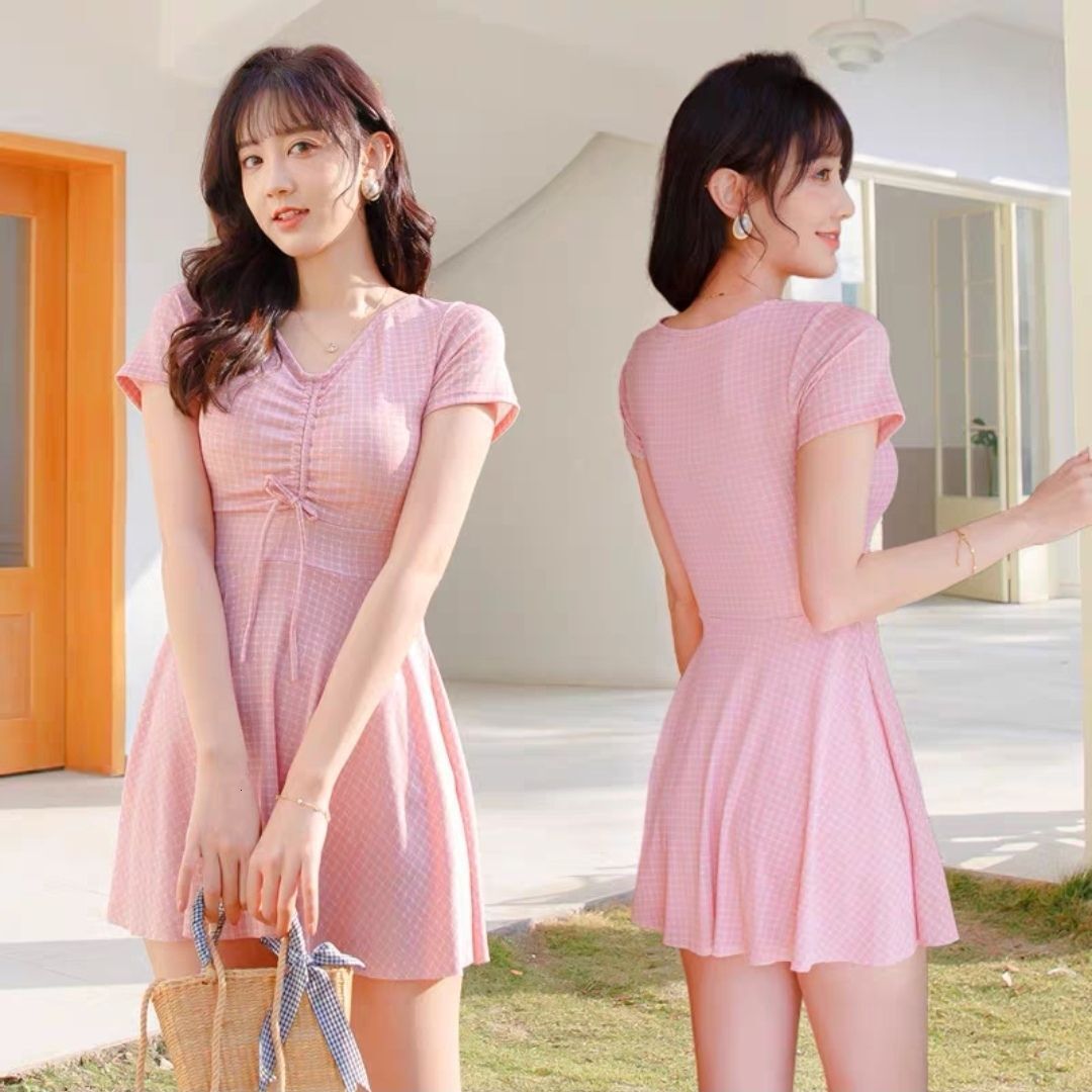 Women's High-End Fashion Boxer Swimsuit Winter Hot Spring Vacation Slimming Skirt Style Two-Piece Set