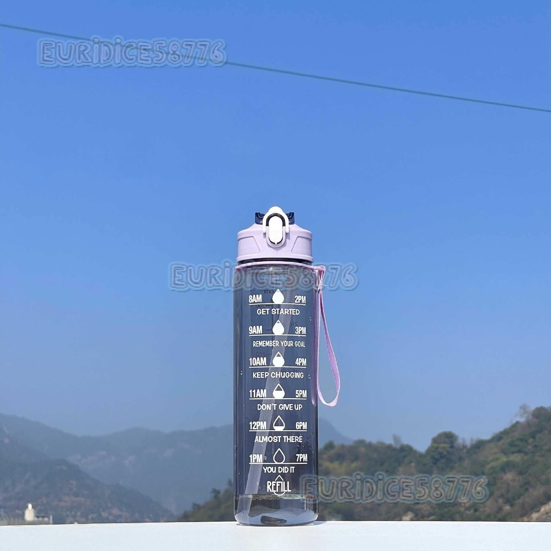 Outdoor Fitness Sports Water Cup High Temperature Resistant Large Capacity Scale Portable Casual Space Cup H250911