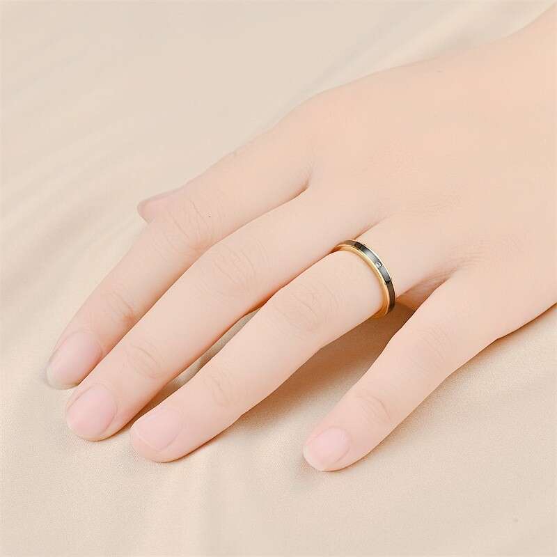 Ins Japanese and Korean Style Trendy Titanium Steel Oil Drop Inlaid for Women Fashionable Versatile Couple Ring Diamond Jewelry