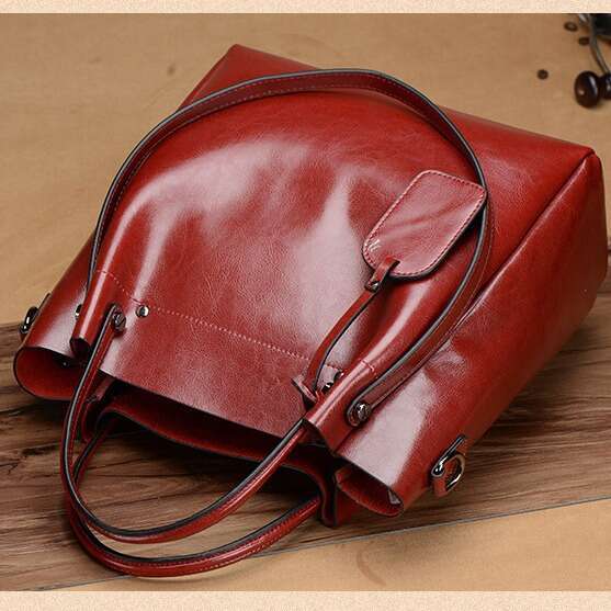 New Genuine Leather Shoulder Crossbody Ladies Handbag Large Oil Wax Cowhide Korean Style Casual Women's Bag