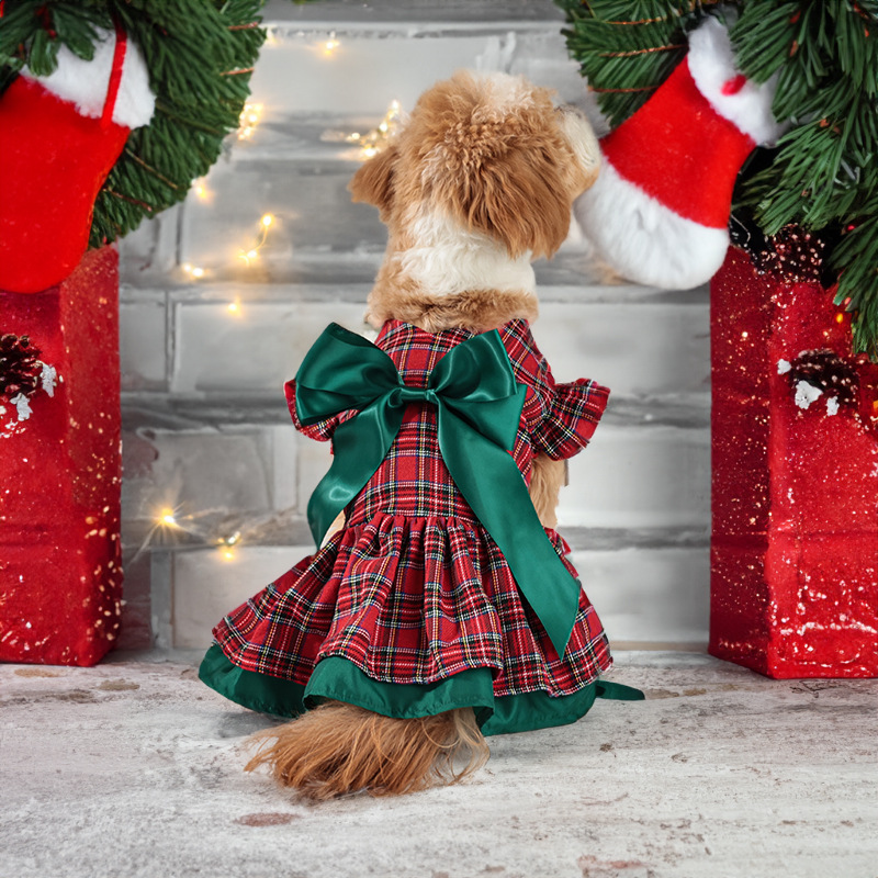 Christmas Dog Plaid Princess Dress with Big Green Bowknot, Classic Red Plaid Design, 4 Sizes (S-XL) for Dogs 1.5-8kg, Ideal for Christmas Parties & Fe