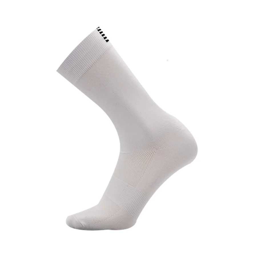 151020pair MidCalf Athletic Socks For Cycling Running Sweatabsorbing Breathable Sports Socks For Men Women D250911