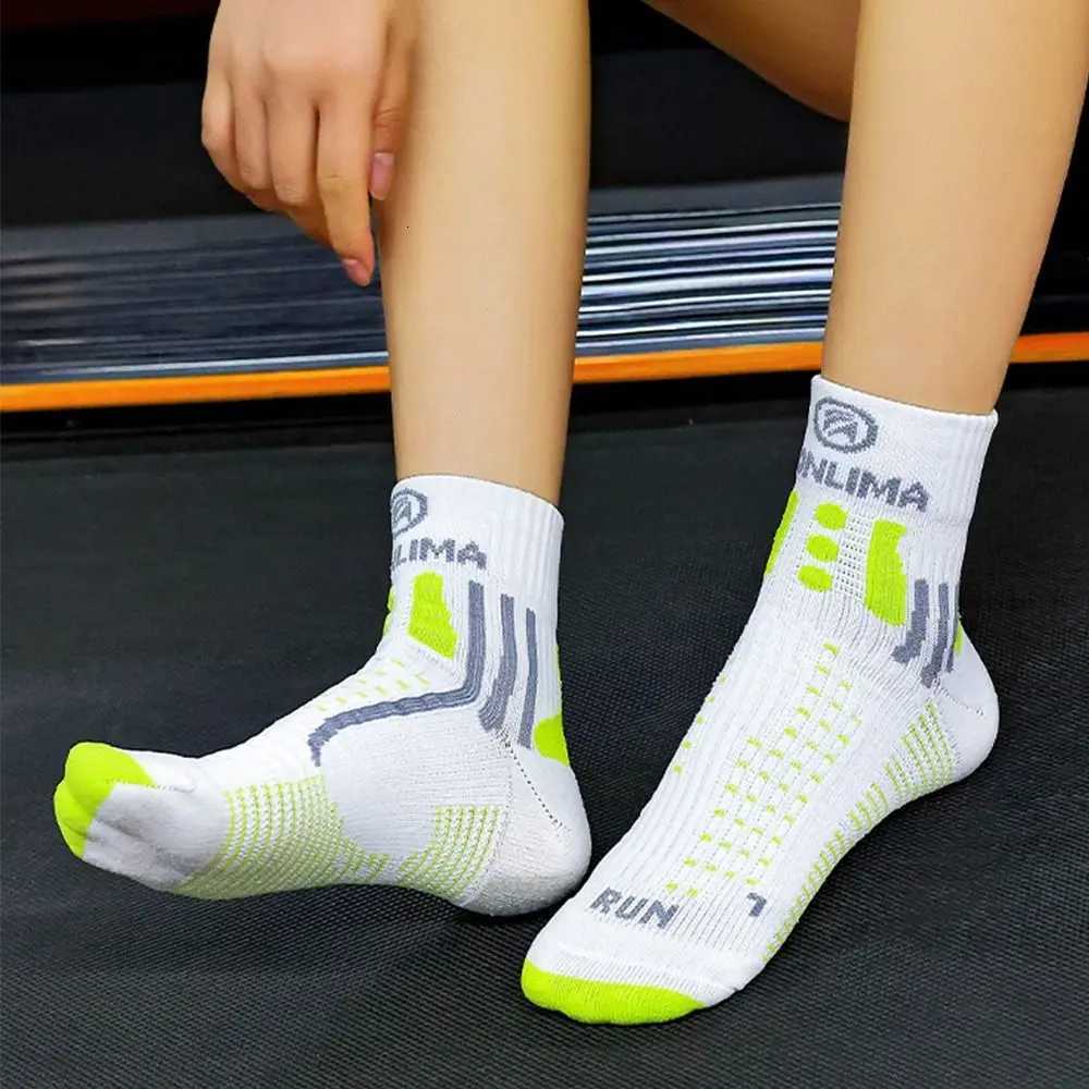 Basketball Thickened Running Socks Multiple Colors Breathable Sports Socks Sports Fitness Men Women D250911