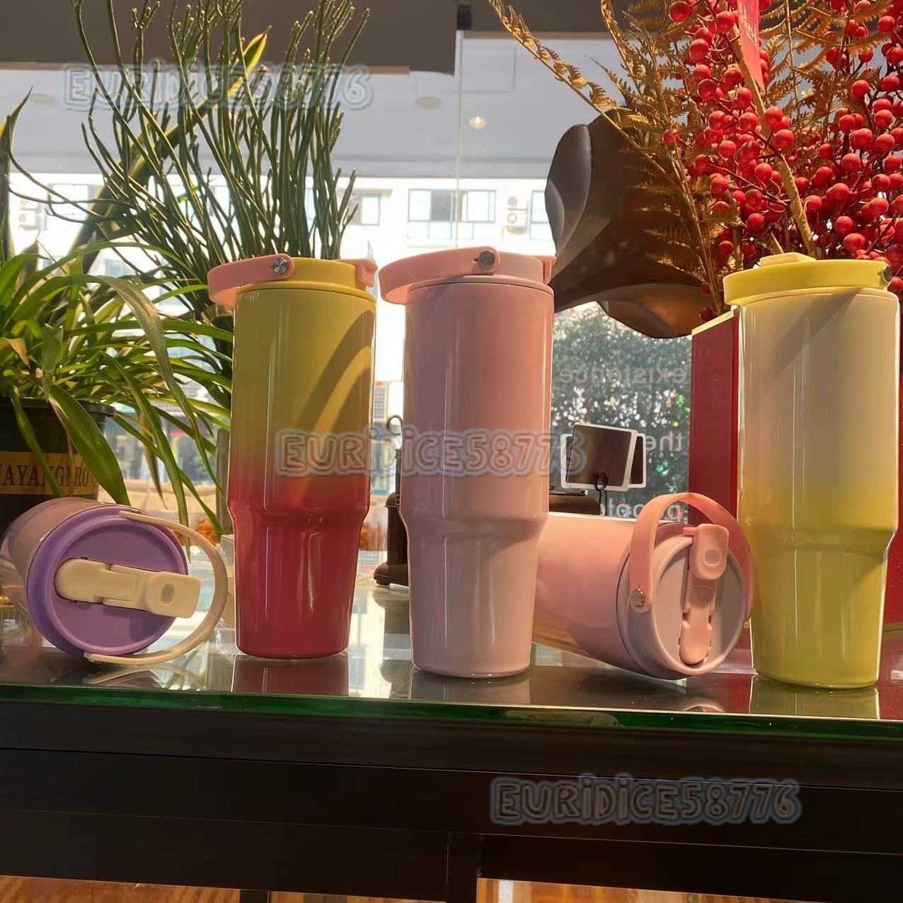 Gradient Car Cup Large Capacity Portable Dual Drinking Straw Cup for Car and Office Insulated Cold and Hot Ice Cup H250911