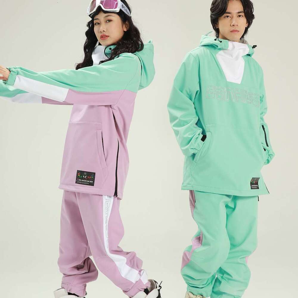 New Snowboard Suit For Men And Women Couples Winter Snow Field Outdoor Windproof Waterproof Fashion Thickened Warm