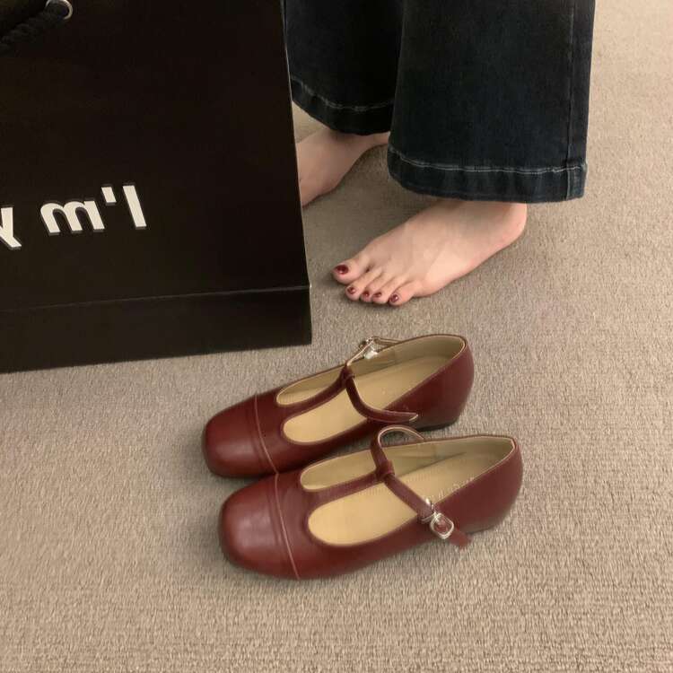 French Style Squ Toe Shallow Mouth Mary Jane for Women Summer Designer Shoe New Grandma Casual T-Buckle Flat Single Shoes