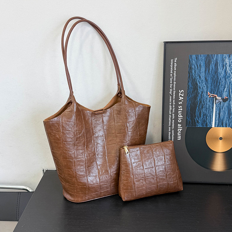 2025 Women's Fashion Shoulder Bag Simple Design Daily Multi functional Durable Small Square Advanced Elegant Classic Bag Luxury Party Shopping Ha