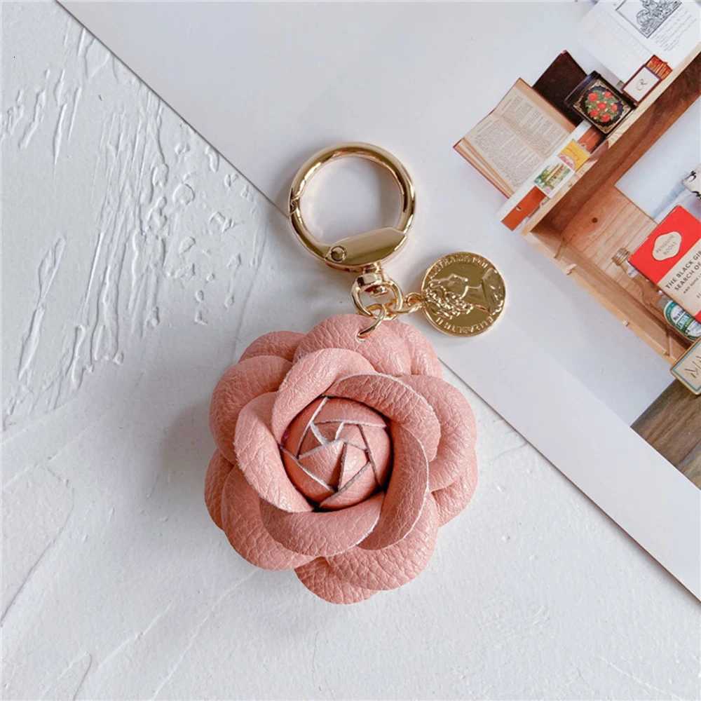 Stylish Leather Camellia Bag Keychain Cute Flower Car Pendant Personality Key Chain For Girl Halloween Gift 1 S250911 SWS